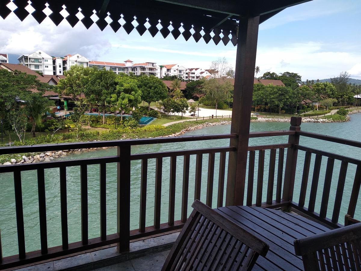 Langkawi Lagoon Resort Water Chalet Пантай-Сенанг Экстерьер фото
