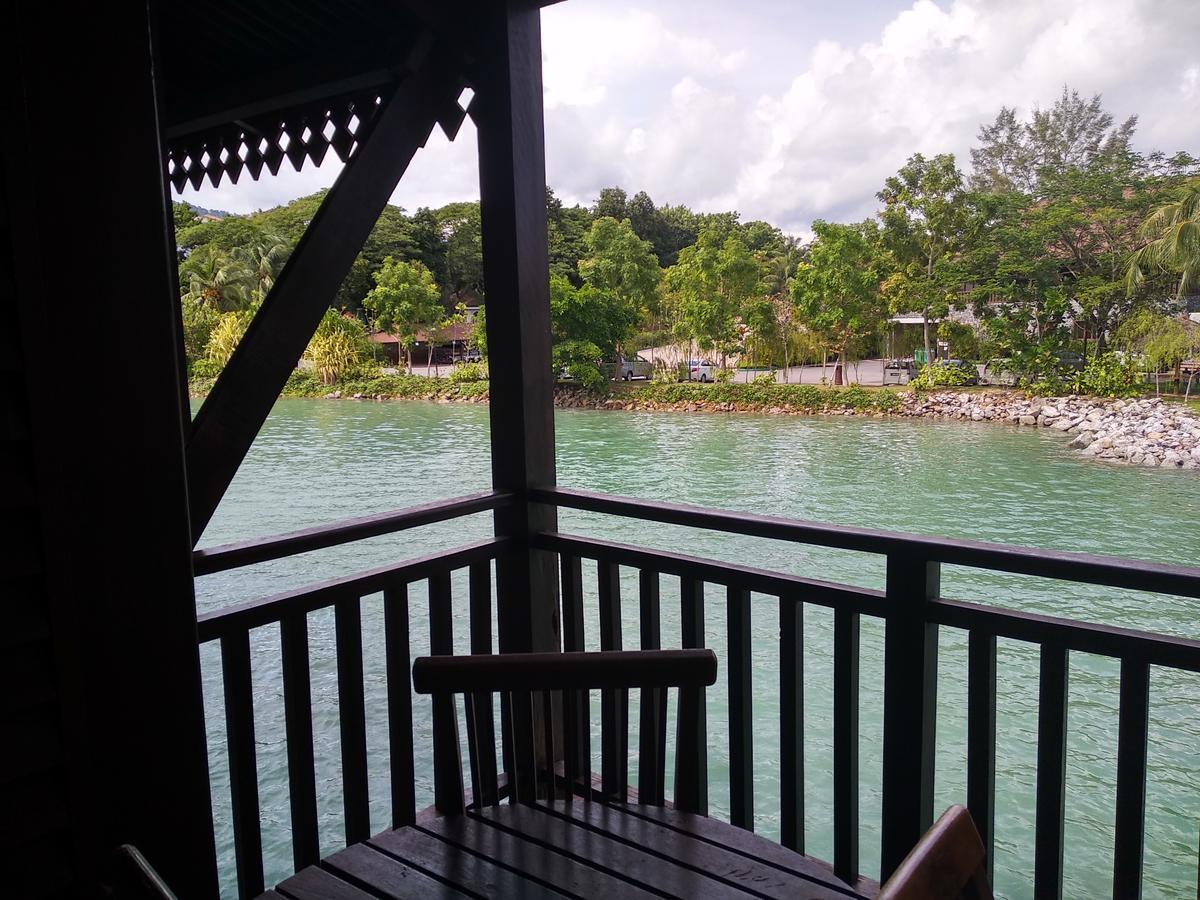 Langkawi Lagoon Resort Water Chalet Пантай-Сенанг Экстерьер фото